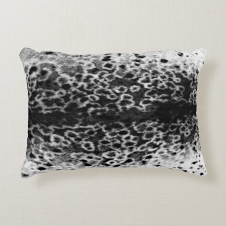 Akiñ: Pillow with Natchiq Print Prydnadskudde