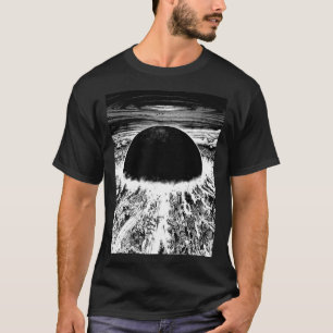 Akira cyberpunk stadsexplosion Essential T-Shirt