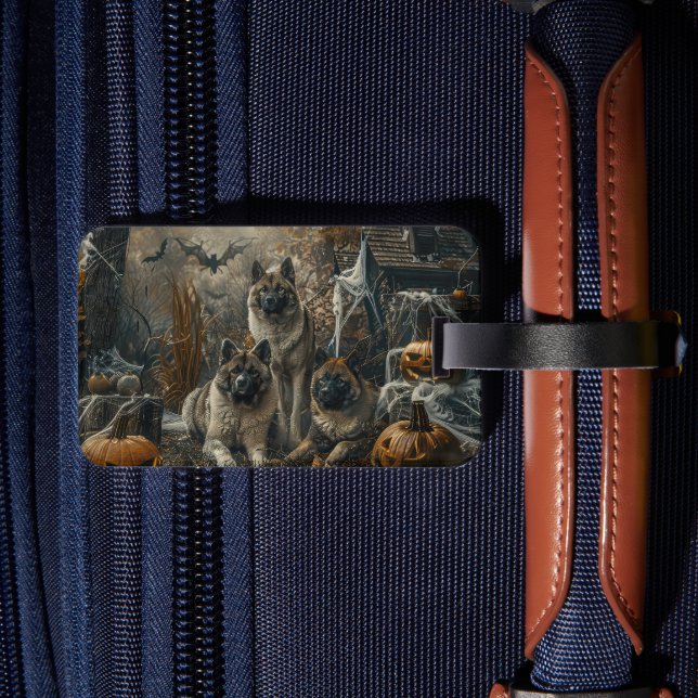 Akita Halloween Night Doggy Delight Bagagebricka (Baksida Insitu 2)