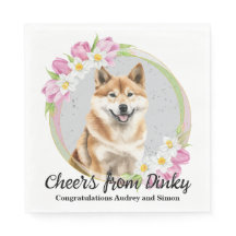 Akita Inu Bröllopsservetter Med Hund Foto
