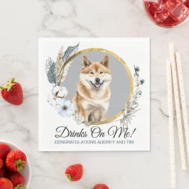 Akita Inu Bröllopsservetter Med Hund Foto Pappersservett
