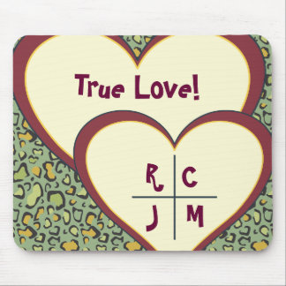 Äkta kärlek! Musen vadderar Musmatta