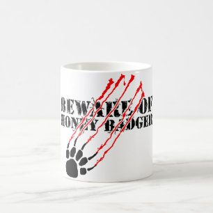 Akta sig av honey badger kaffemugg