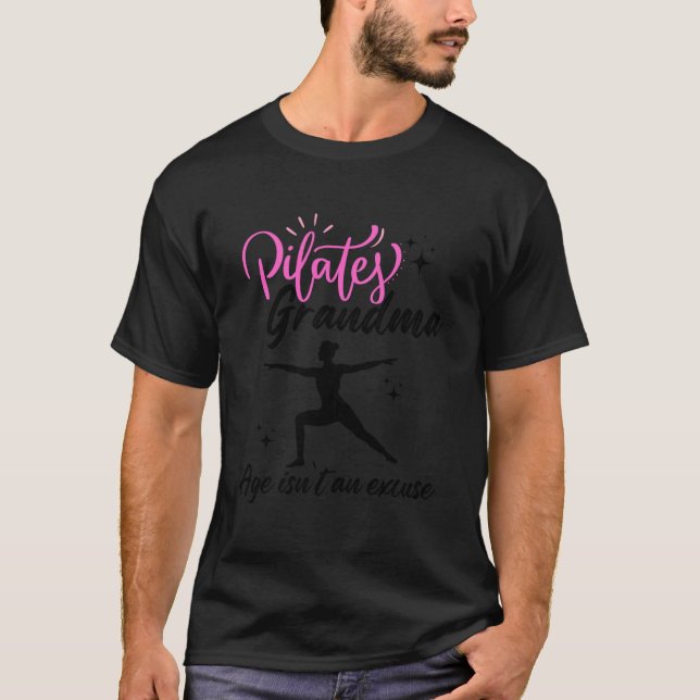 Aktiv mormor gör Pilates T Shirt (Framsida)