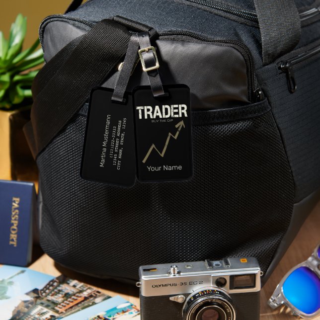 Aktören köper Dip Day Trader och Cryptocurrency Bagagebricka (Fram & Baksida)