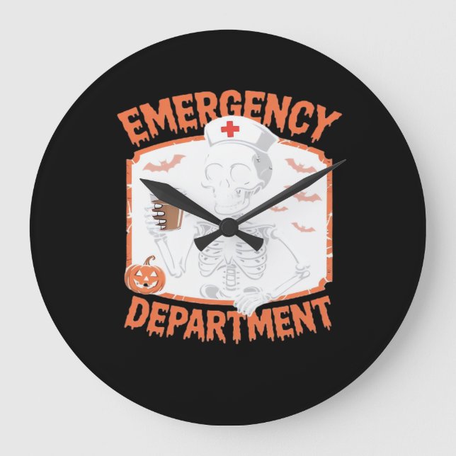 Akut Department Funny Halloween Nurse Essenti Stor Klocka (Framsida)