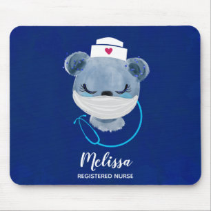 Akut ört med en medicinsk mask musmatta