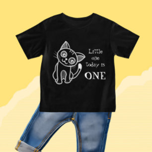 Akut vit katt t shirt