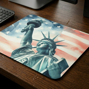 Akvarell Frihetsgudinnan med amerikansk flagga Musmatta