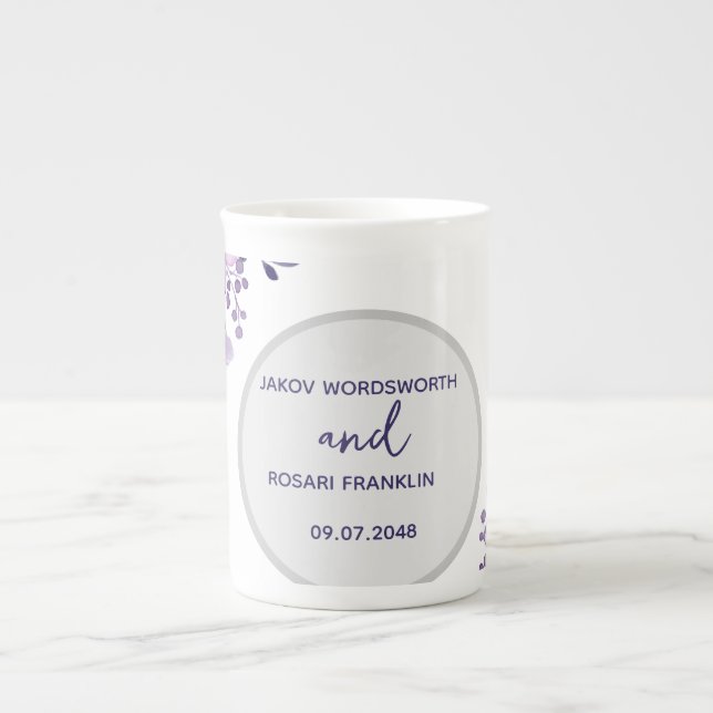 Akvarell lila blomsterbukett benporslin mugg (Framsidan)