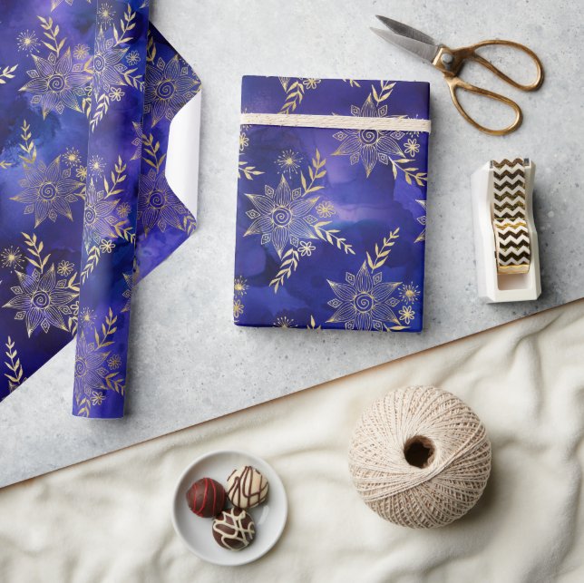 Akvarell Lila Mönster med Guld Blommor Presentpapper (Hantverk)