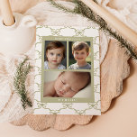 Akvarell Sage Bow Mönster Julkort<br><div class="desc">Fira glädjen under högtidsperioden med vårt vattenfärgssalladsband-mönster julkort, en perfekt blandning av elegans och personlig charm. Detta vackert designade kort har ett slående, grandmillennial-inspirerat vattenfärgssalladsband-mönster i en lugn, salladsgreen nyans, som skapar en festlig och inbjudande bakgrund för dina julhälsningar. Framsidan av kortet innehåller tre anpassningsbara fotomal, så att du kan...</div>