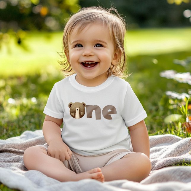 Akvarell vår lilla björn är en baby födelsedag t shirt (Skapare uppladdad)