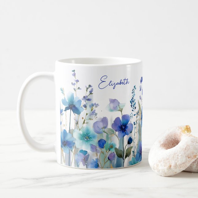 Akvarellblå Vildblomma Blommig Anpassat Namn Kaffemugg (Med munk)