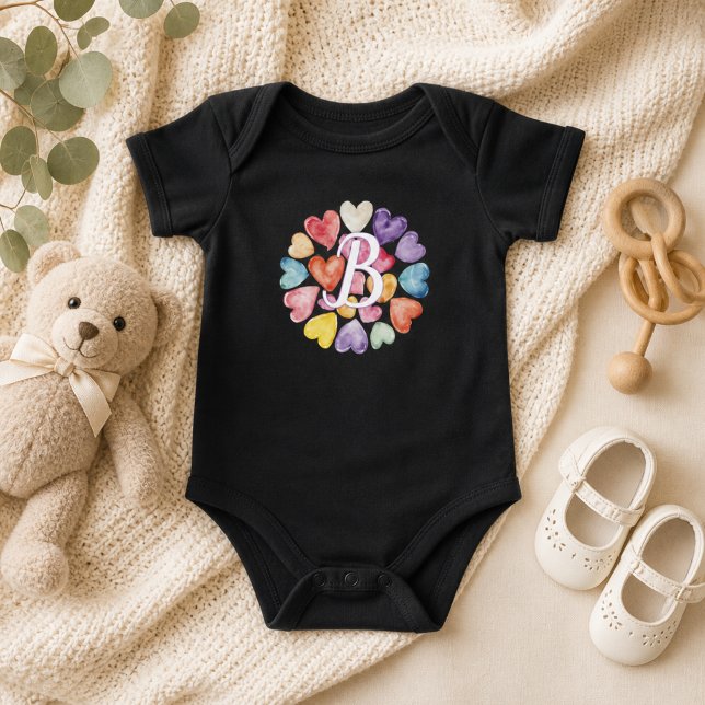 Akvarellhjärtan Monogram T Shirt (Skapare uppladdad)