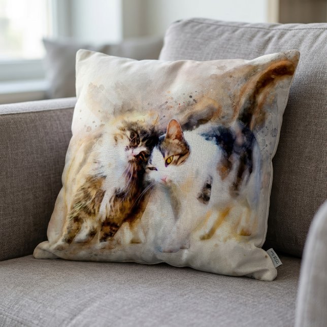 Akvarellkatter som nosar i mjuk abstrakt konst kudde (Watercolor Cats Nuzzling in Soft Abstract Art. Throw Pillow)