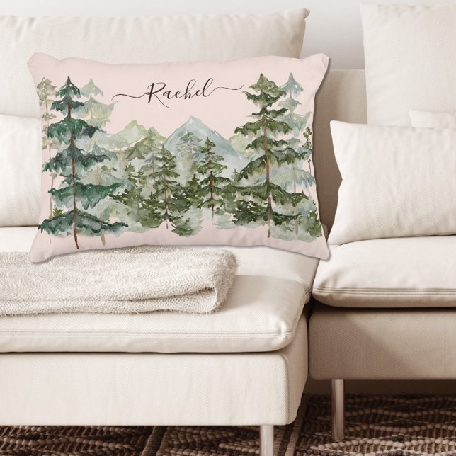 Akvarelltallskog och berg Estetik Prydnadskudde (In situ on couch)