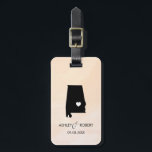 Alabama Karta Bröllop-bagagemärke med parets Namn Bagagebricka<br><div class="desc">Dessa statliga bagagetaggar gör perfektens bröllop-märkre eller välkomna säckars märkre. Koppla den till din gåva i stället för en typisk papper märkre, och de kan använda den i månader och år till komen. Märkrna har en persikoaprikosbakgrund vatten färg. Om du vill ha ställe i hjärtat på platsen bröllop användor du...</div>