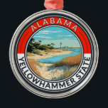 Alabama Travel Art Badge Julgransprydnad Metall<br><div class="desc">Alabamas retro-vektorresedesign. Denna designad-stil-resekonst,  med sin blandning av djärvt färg och vintage,  är  för att inspirera äventyr.</div>