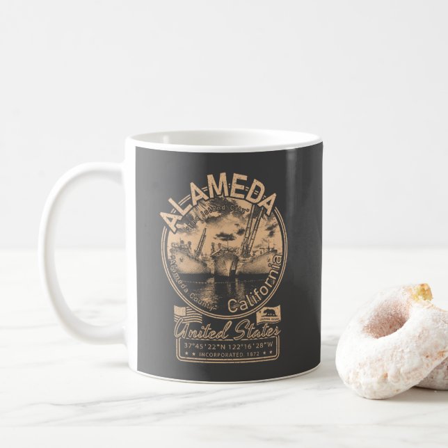 ALAMEDA CALIFORNIA - VINTAGE NAVY MILITARY CRUISER KAFFEMUGG (Med munk)