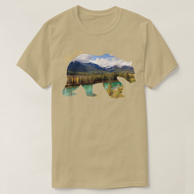 Alaska Bear - Grizzly Bear with Alaska Mountas 3 T Shirt (Design framsida)