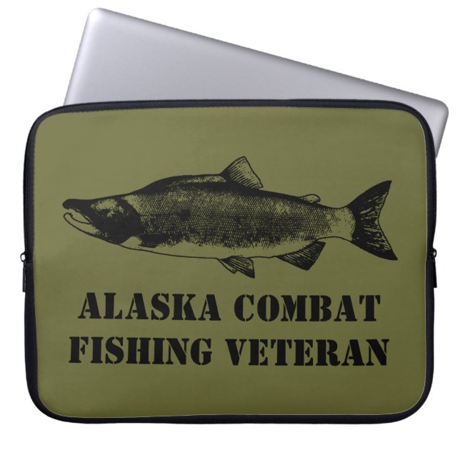 Alaska Combat Fishing Veteran Laptop Sleeve (Framsidan)