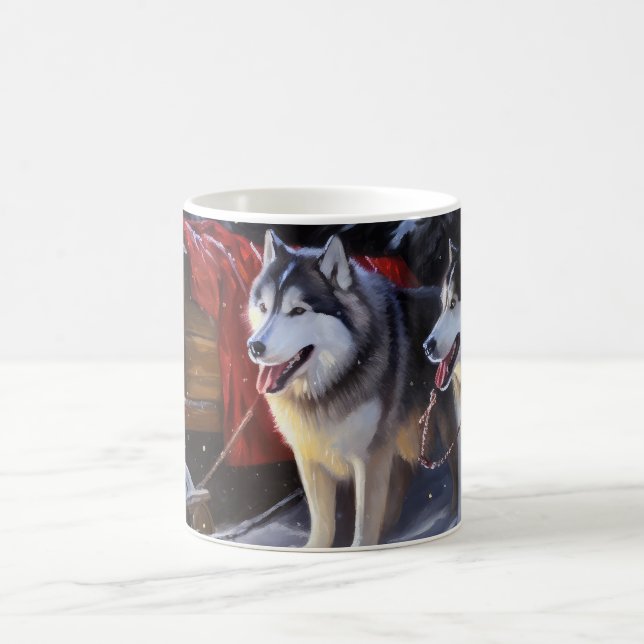 Alaska Malamute Snowy Sleigh Ride Jul Kaffemugg (Center)