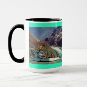 Alaska Mountain View med Boat Mugg