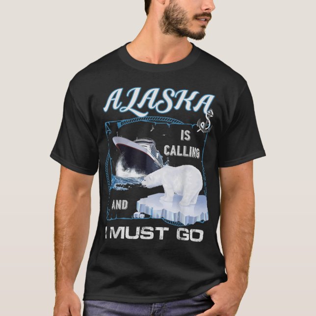 Alaska ringer och jag måste gå - Lusnymarschering T Shirt (Framsida)