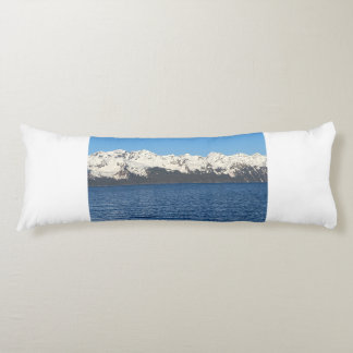 Alaska Snowy Mountains och Ocean Dekorativ kudde