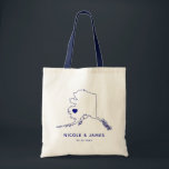 Alaska som gifta sig välkomnande, hänger lös tygkasse<br><div class="desc">Gifta sig den välkommna gåvan hänga lös att presentera den grafiska kartan. Dina ska gäster älskar att kontrollera in i deras hotell och att finna denna toto som fylls med fester som väntar på dem. Du kan placera hjärtan till läget av ditt stora använda för dag "skräddarsy vidare" särdrag.</div>