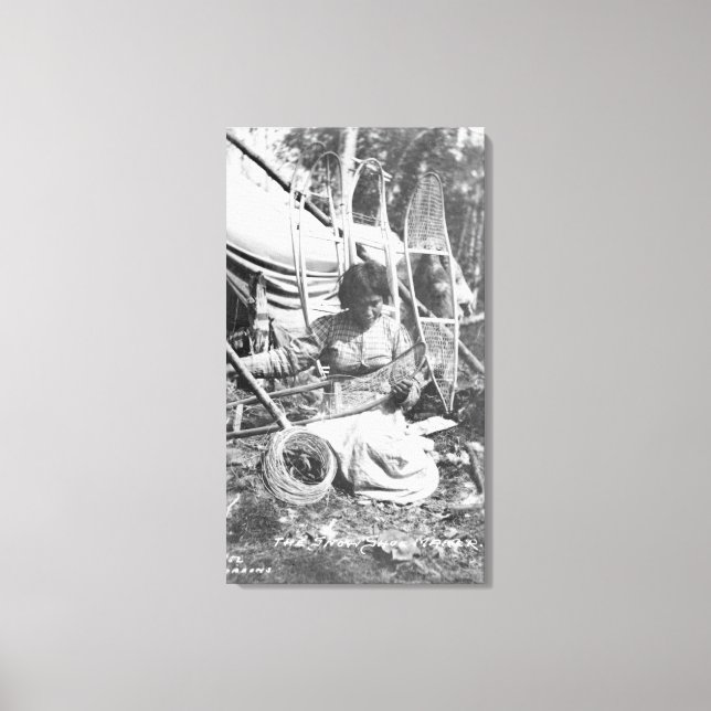 Alaska Woman Skapar Snöskor Fotografi Canvastryck (Framsida)