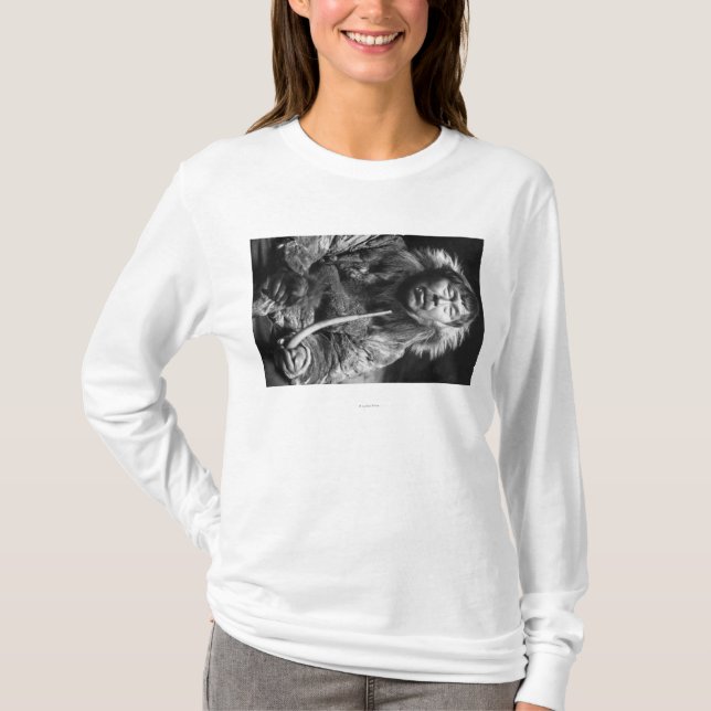 Alaskabo röka för eskimå leda i rör fotograferar t-shirt (Framsida)