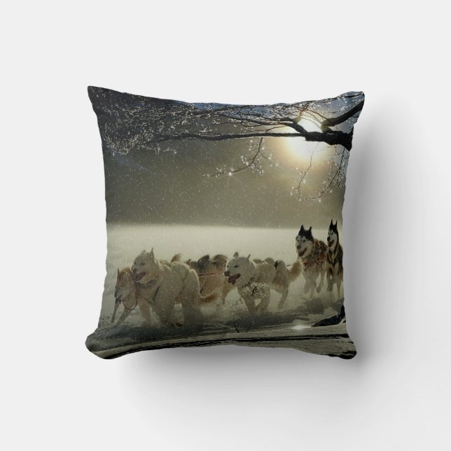Alaskan Husky Hund Sled Tävling Kudde (Framsida)