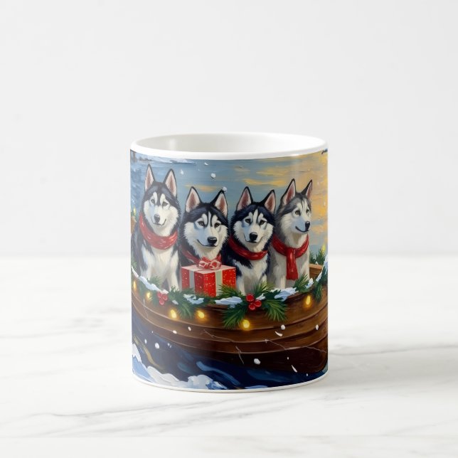 Alaskan Malamute Christmas Boat Holiday Kaffemugg (Center)