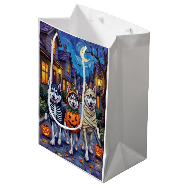 Alaskan Malamute Hundar Trick-or-Treating Hallowee (Framsidan Vinklad)