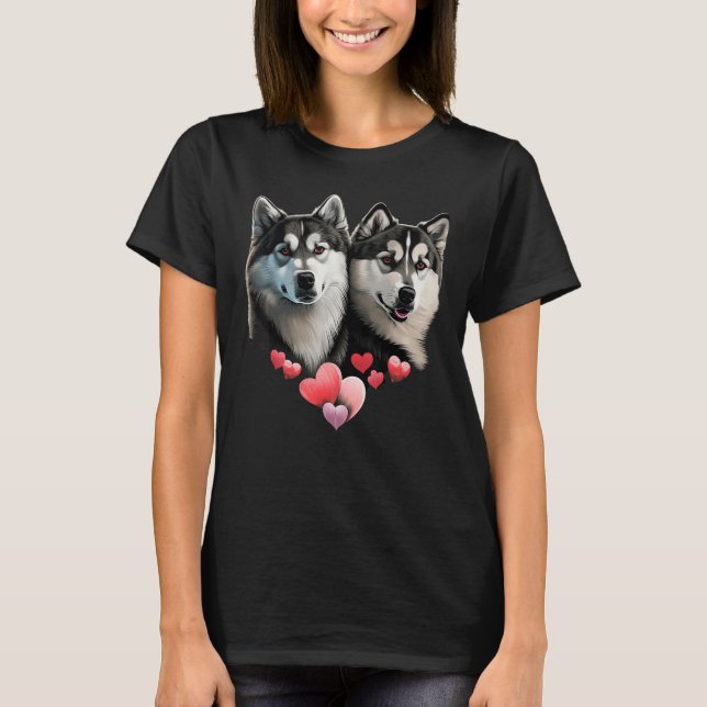 Alaskan Malamute Love Heart on Alaskan Malamute   T Shirt (Framsida)