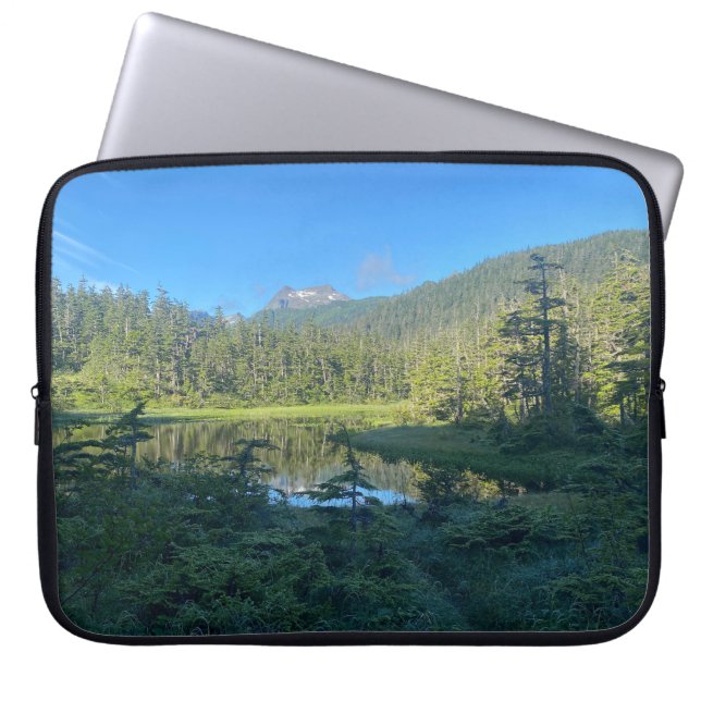 Alaskan Summer Hike Laptop sleeve (Framsidan)