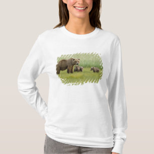 Alaskansk brunbjörnsso och tre ungar, Ursus T-shirt