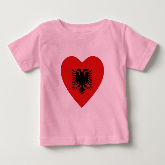 Albanien Flagga Heart T-Shirt (Framsida)