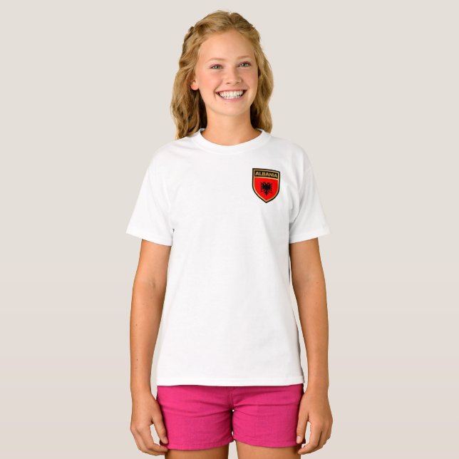 Albanien Flagga Shield T-Shirt (Hel framsida)