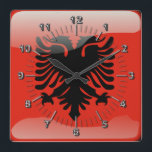 Albansk glansig flagga fyrkantig klocka<br><div class="desc">Polerat albanskt flaggamönster</div>