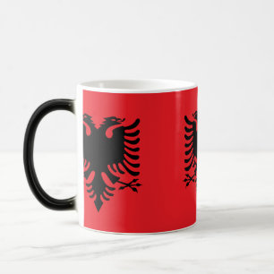 Albanska flagga magisk mugg