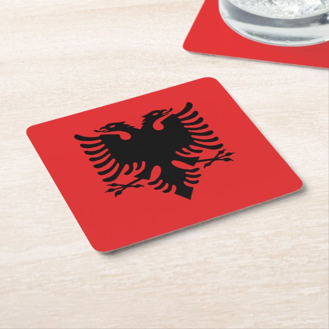 Albanska flagga underlägg papper kvadrat (Vinklad)