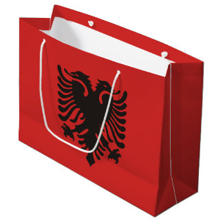 Albanska flaggan överallt