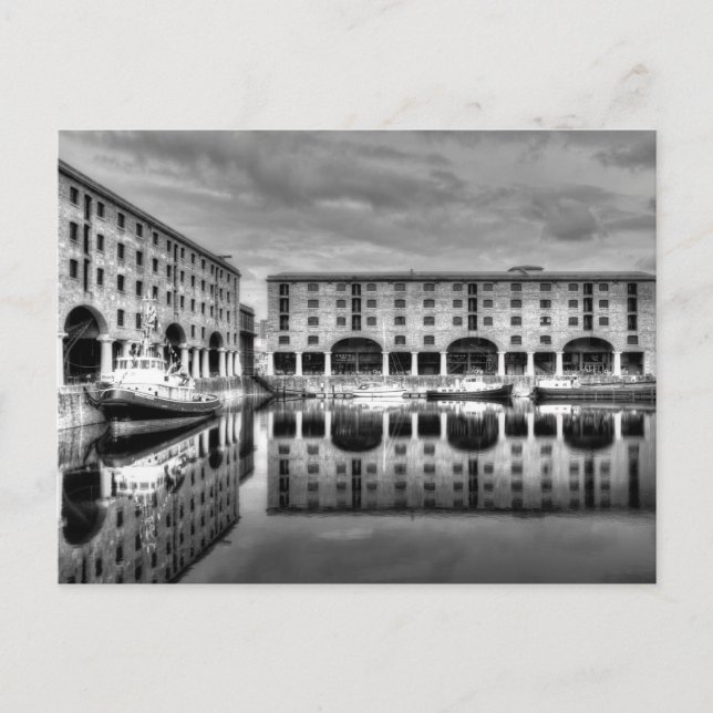 Albert Dock Liverpool Refltions Helg Vykort (Framsida)