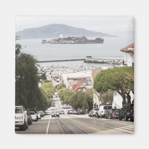 Alcatraz fängelse som beskådas från San Francis Magnet