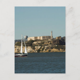 Alcatraz Island och en ensam segelbåt Vykort