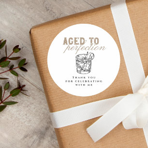 Åldrad till Perfektion Vintage Whisky Vit Tack Runt Klistermärke