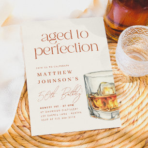 Åldras till Perfection Whiskey Birthday Inbjudningar